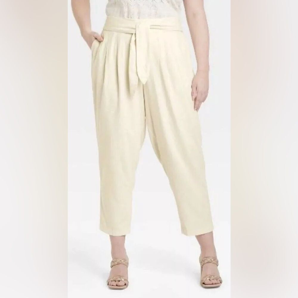 Who What Wear 2X 3X linen rayon ivory paper bag cropped pants